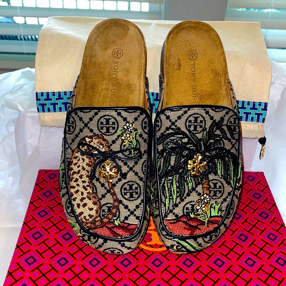 T monogrammed cheetah needlepoint mules in perfect navy